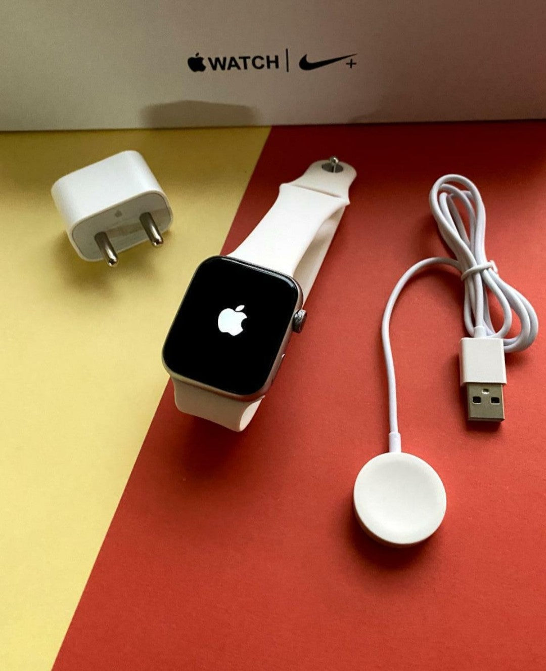 Apple logo iWatch Series 7
