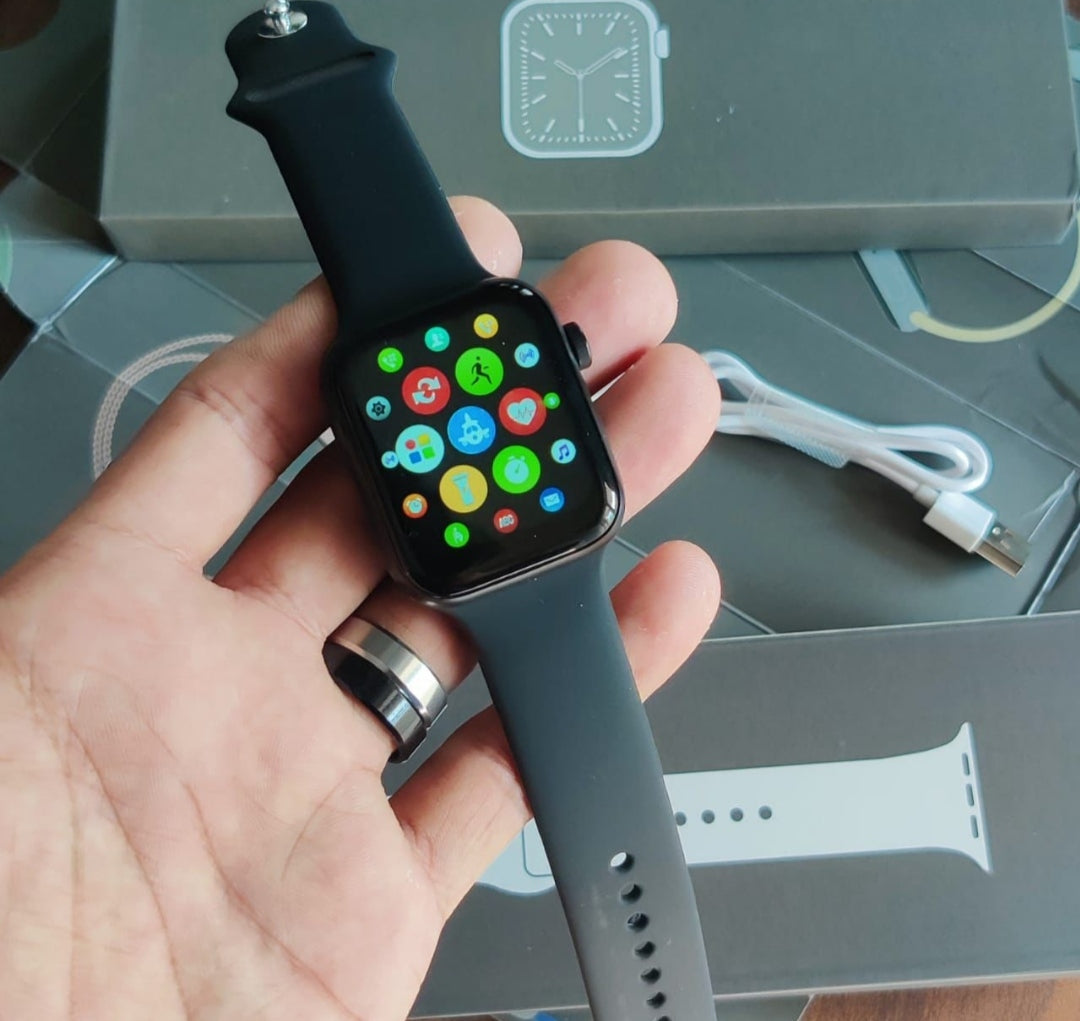 Apple iWatch series 7 apple logo gps + cellular