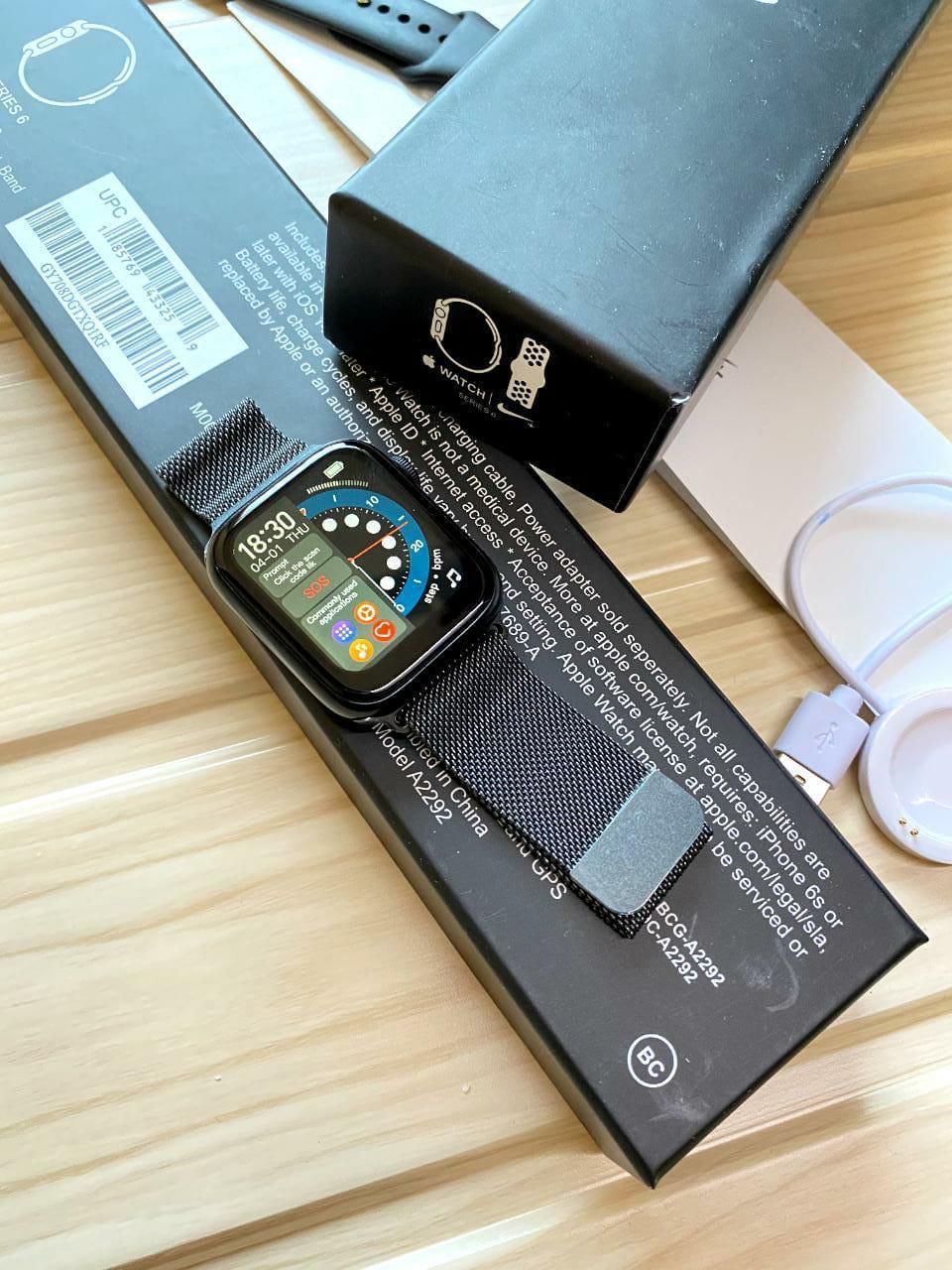 APPLE SERIES 6 WITH METAL STRAPS